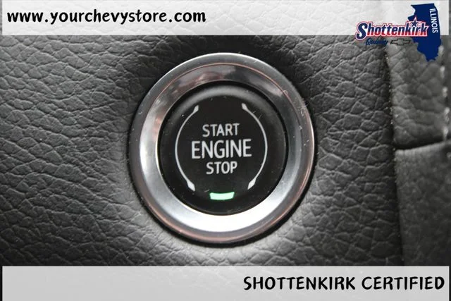 Used 2023 Silver GMC Denali image 32