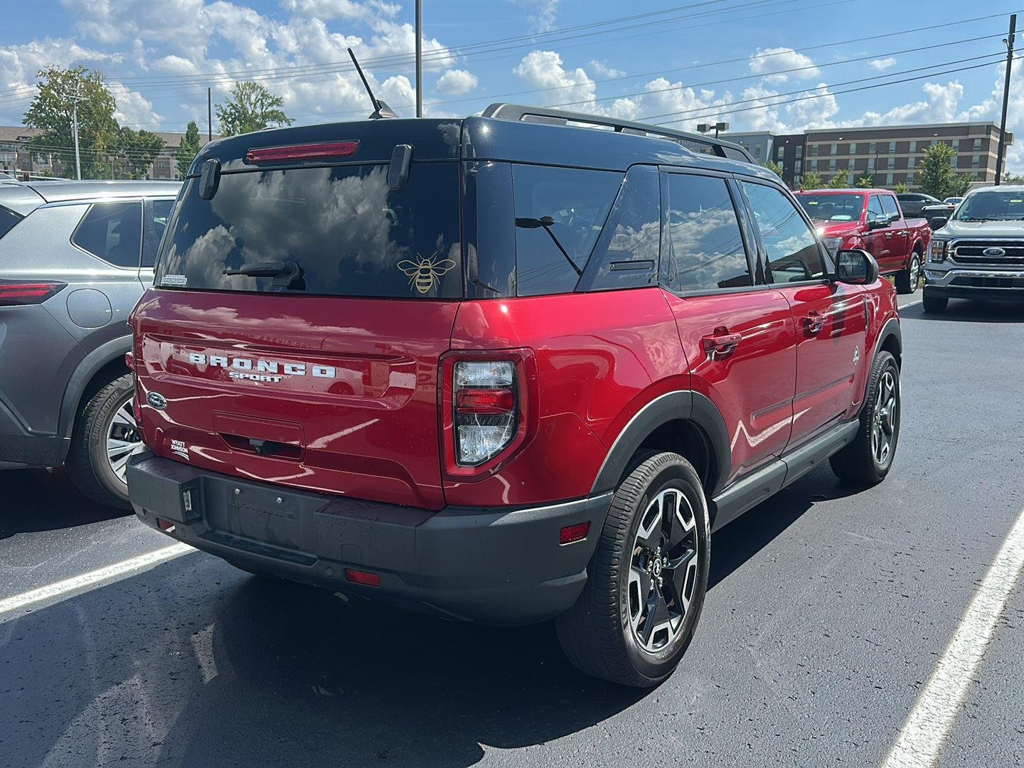 Used 2021 Rapid Red Metallic Tinted Clearcoat Ford Outer Banks image 3