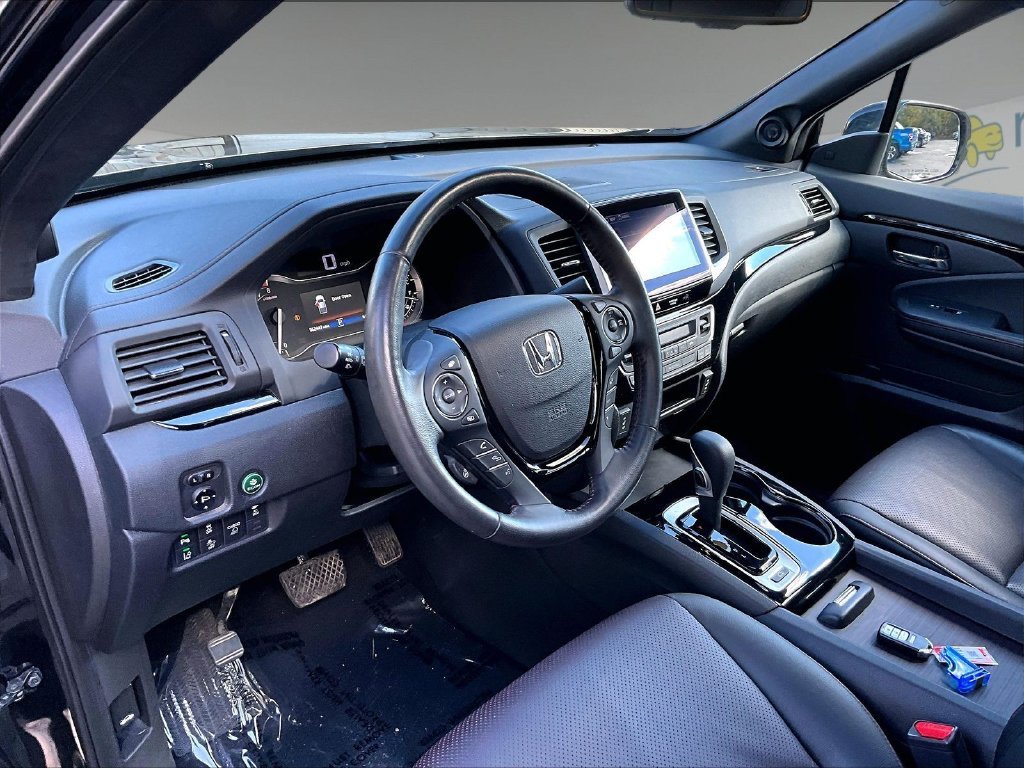Used 2017 Black Honda Black Edition image 8