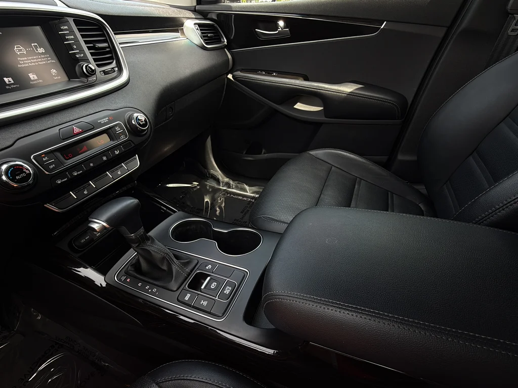 Used 2020 Gravity Gray Kia EX image 15