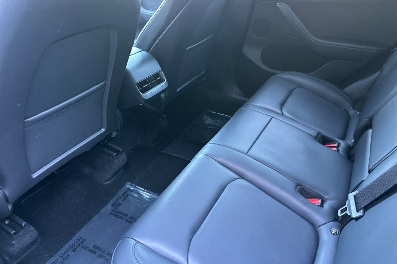 Used 2022 BLACK Tesla Performance image 11