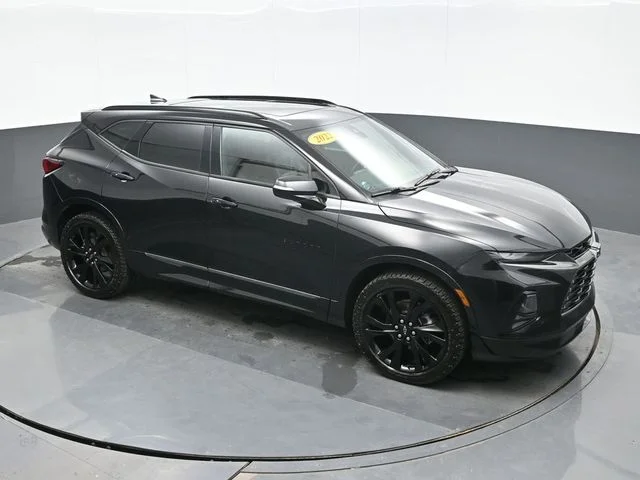 Used 2022 Black Chevrolet RS image 15