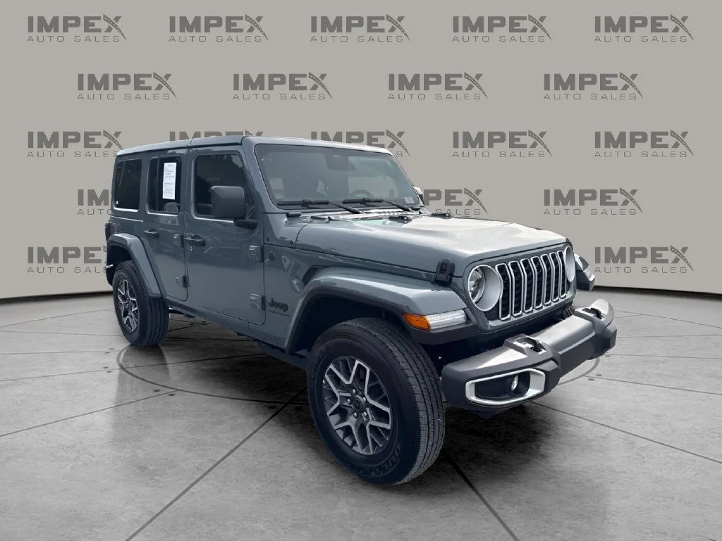 Used 2026 Gray Jeep Sahara image 7