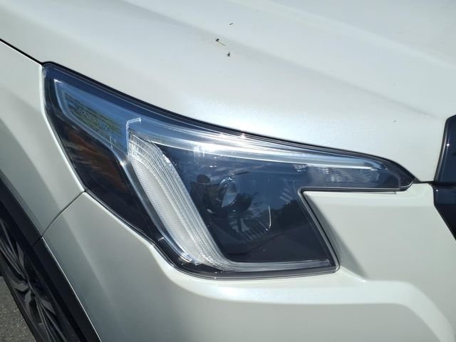 Used 2023 White Subaru Limited image 13