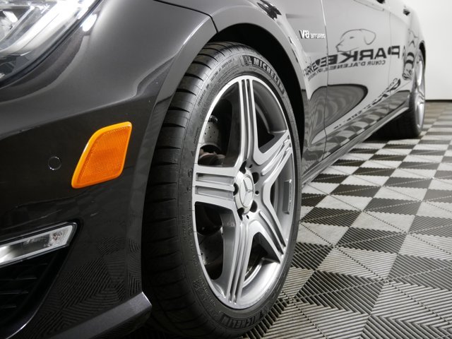 Used 2012 Black Mercedes-Benz 63 AMG® 5.5L Twin Turbo V8 w/ Premium Pkg image 2