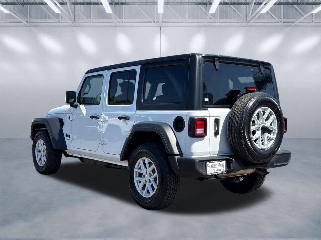 Used 2023 White Jeep Sport S image 4