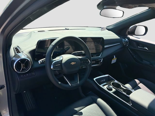 2027 Chevrolet Equinox LT - Photo 10