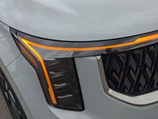 New 2026 Ceramic Silver Kia EX image 9
