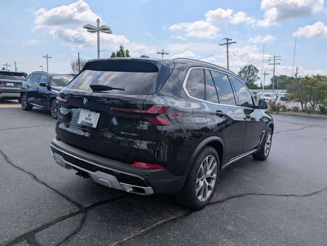 Certified Used 2024 Black Sapphire Metallic BMW xDrive40i image 5