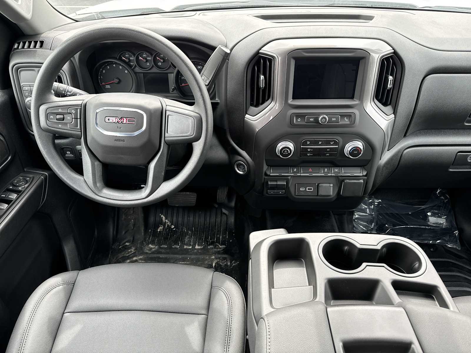 2025 GMC Sierra 3500HD Pro - Photo 23