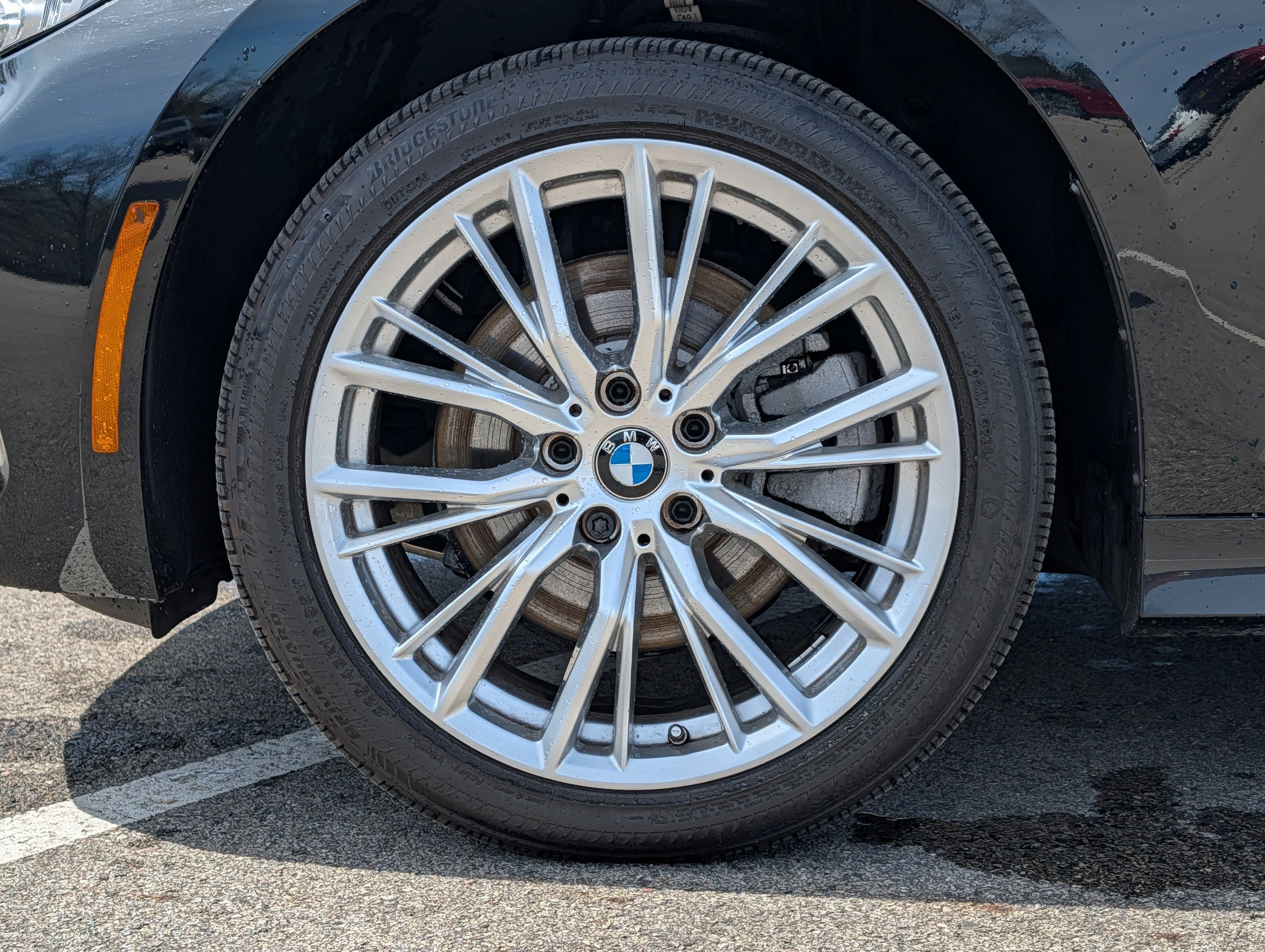 2023 BMW 3 Series 330i - Photo 15