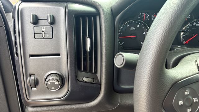 New 2024 Summit White Chevrolet Work Truck image 12