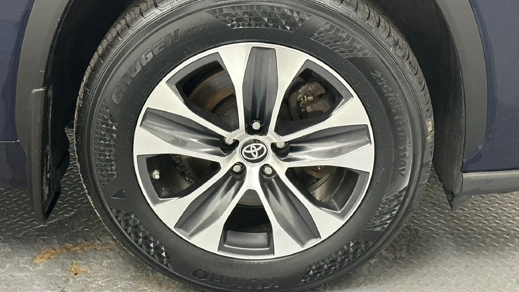 Used 2024 Blue Toyota XLE image 21
