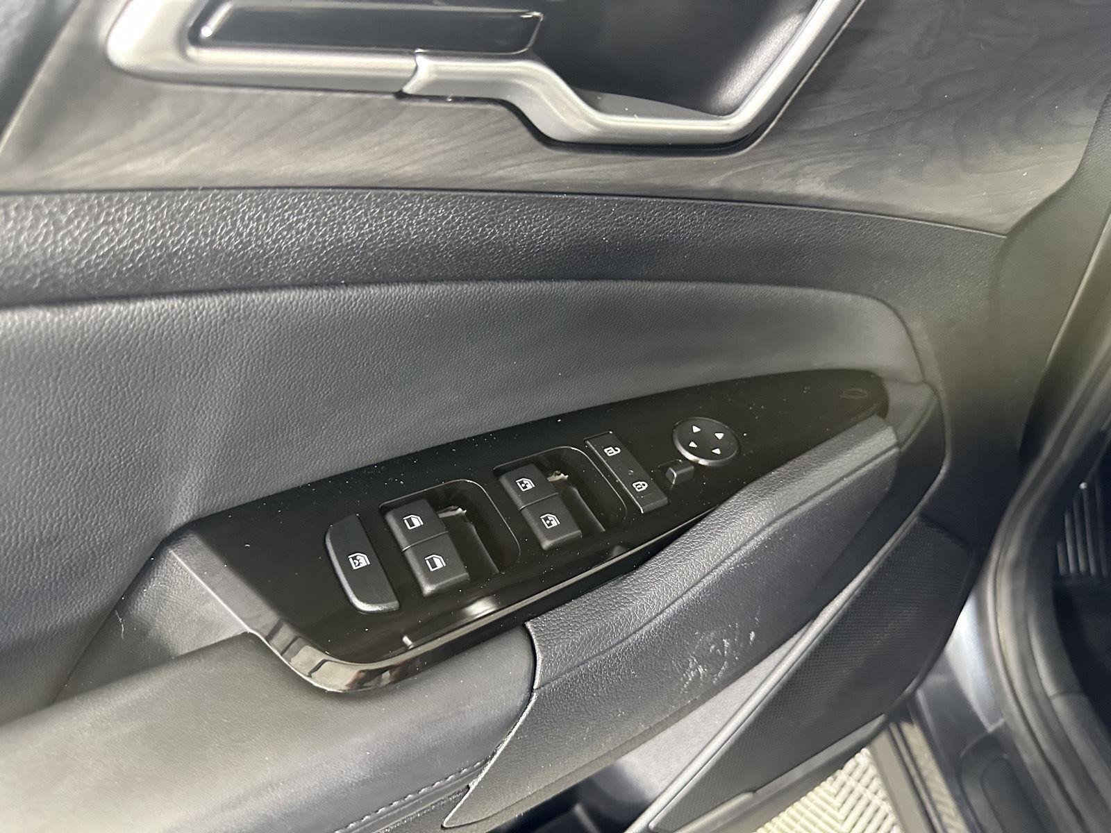 Used 2024 Gravity Gray Kia X-Line image 27