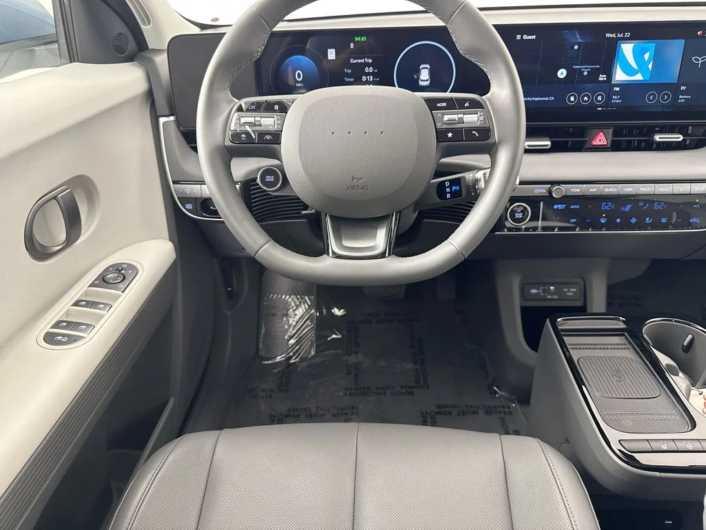 Used 2025 Blue Hyundai SEL image 22
