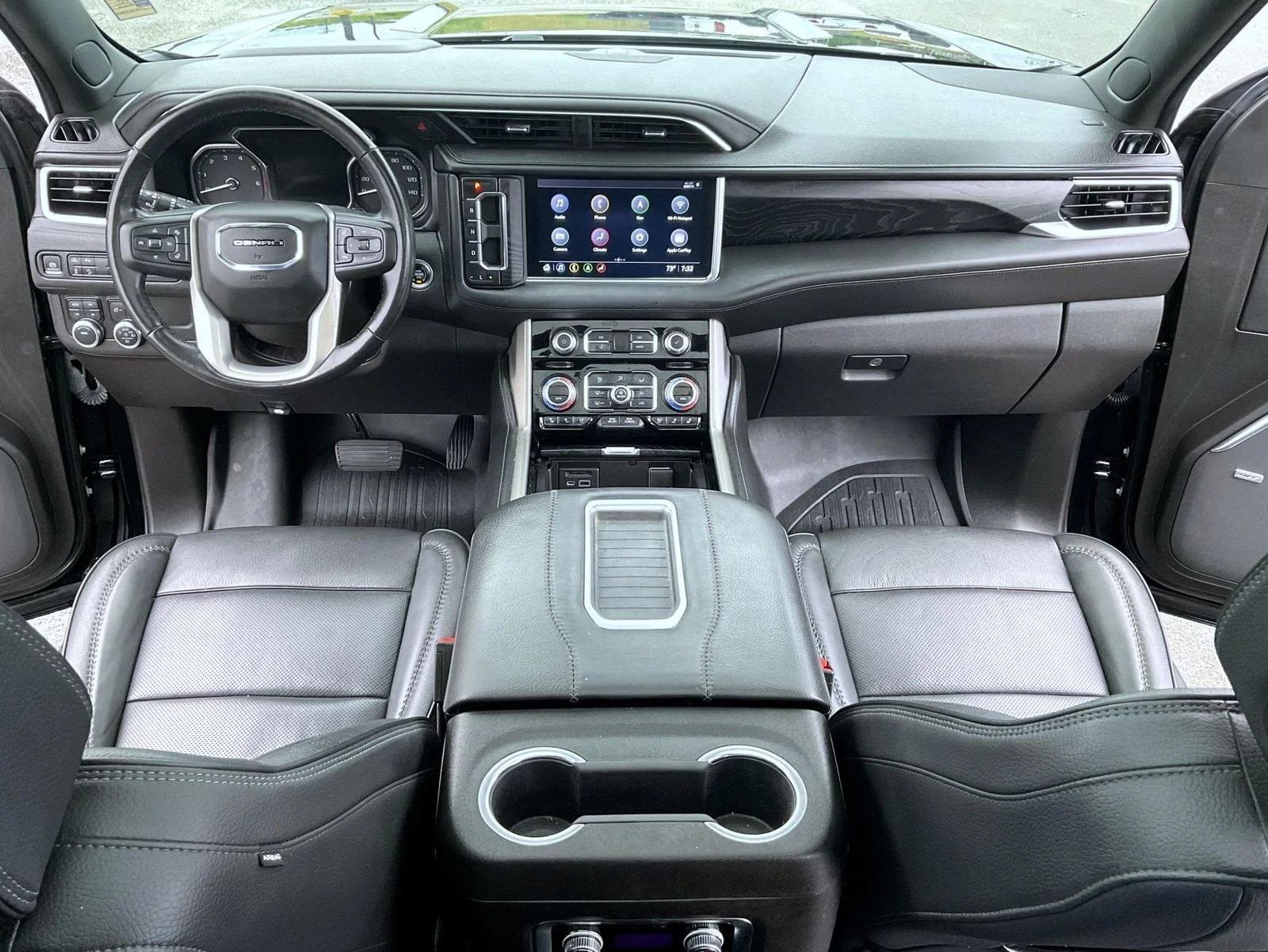 Used 2021 Black GMC Denali image 12