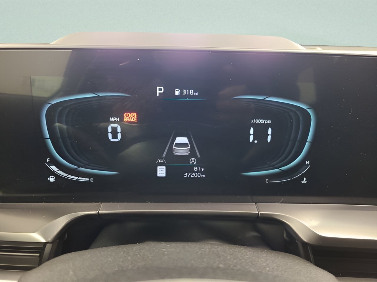 Used 2024 Dark Moss Kia S image 27