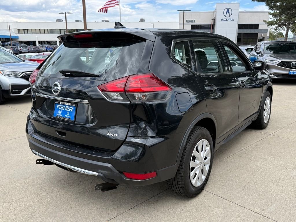 Used 2017 Magnetic Black Nissan S image 4