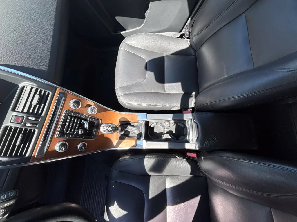 Used 2017 Silver Volvo T5 Inscription image 14