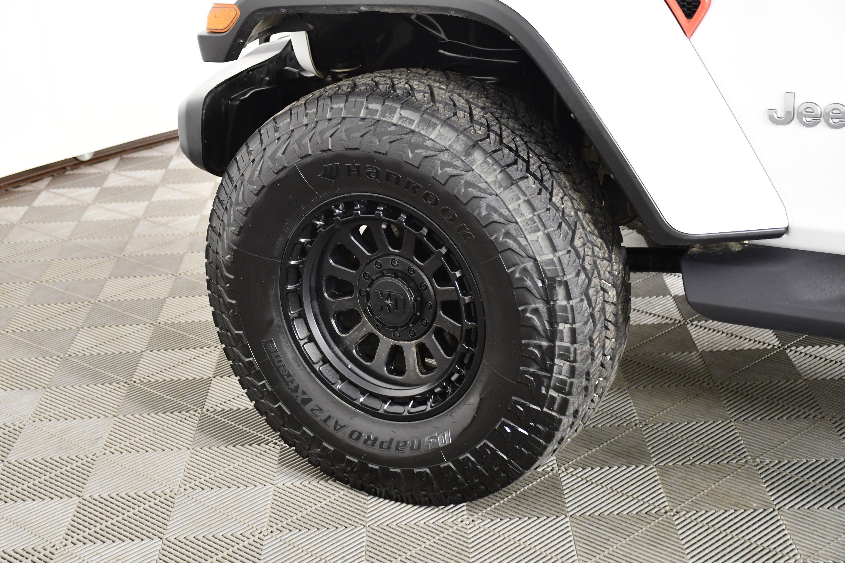 Used 2021 Bright White Clearcoat Jeep Overland image 55