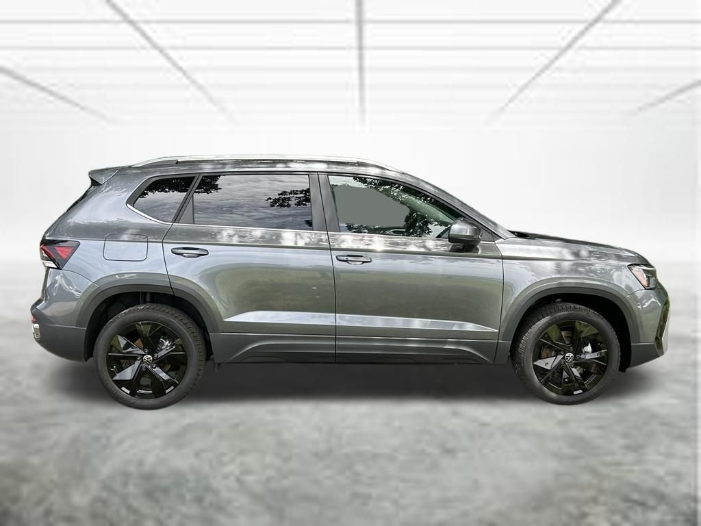 New 2026 Gray Volkswagen 1.5T SE image 6