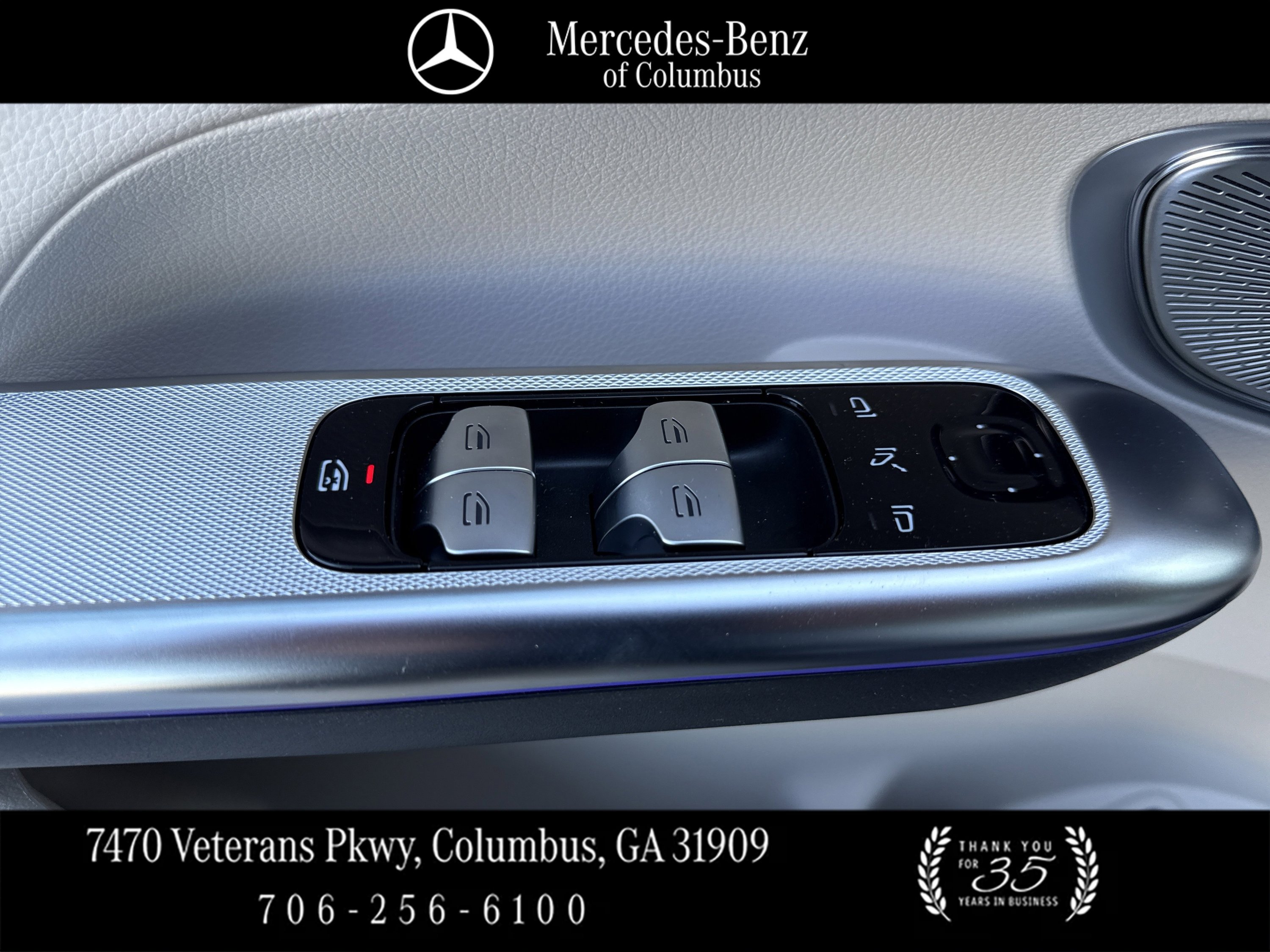 Certified Used 2026 Black Mercedes-Benz GLC 300 image 21
