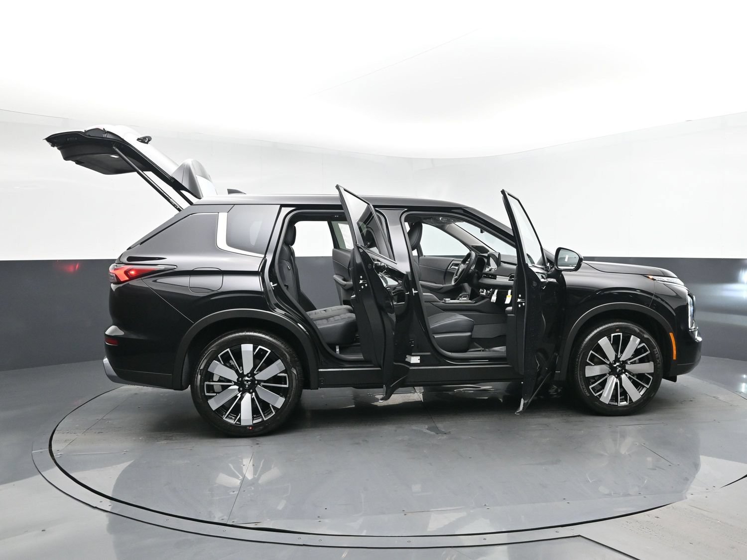 New 2026 Labrador Black Pearl Mitsubishi SE 1.5T 2WD image 29