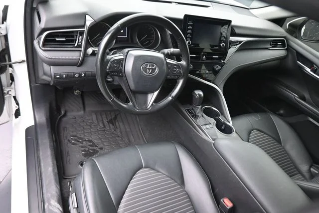 Used 2024 White Toyota SE image 21