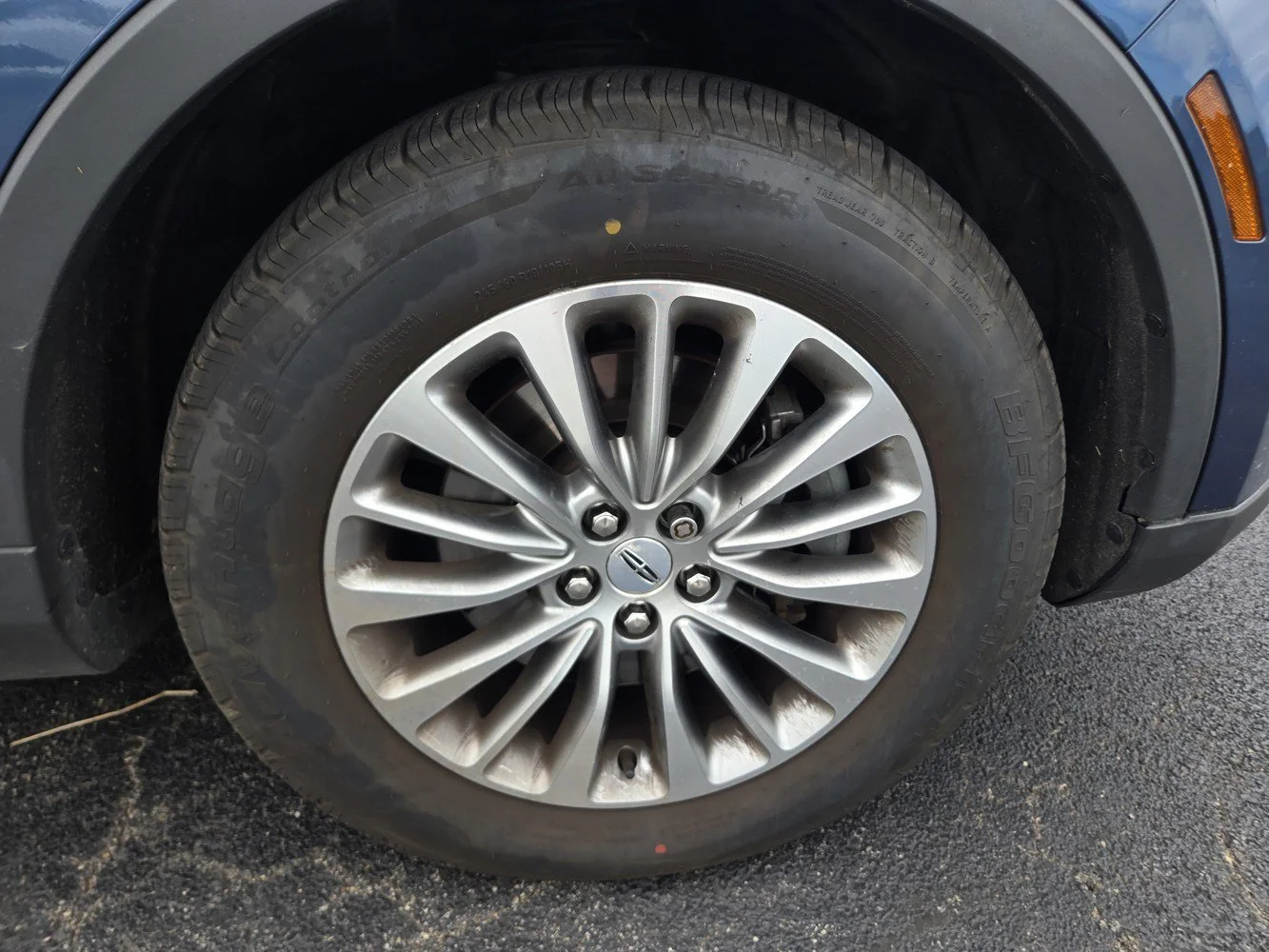 Used 2018 Blue Metallic LINCOLN Select image 43