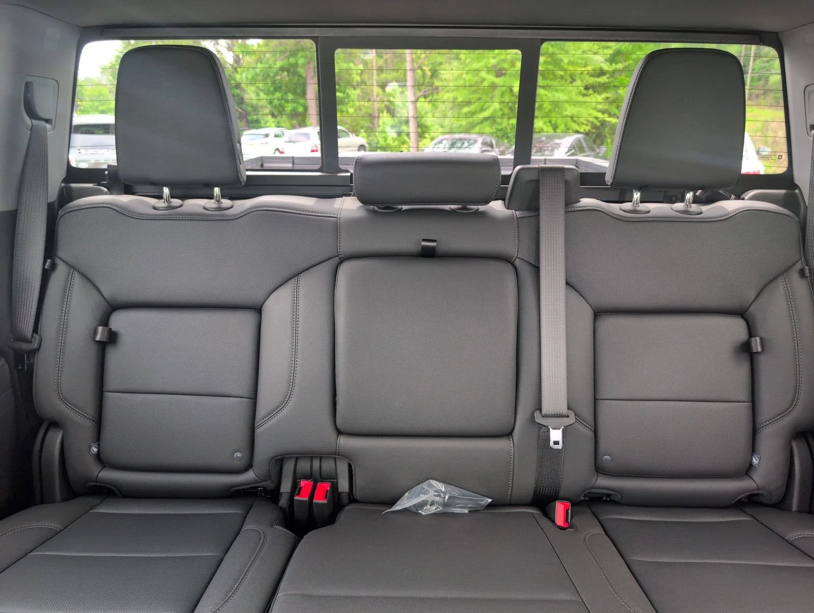 New 2026 Onyx Black GMC SLT image 28