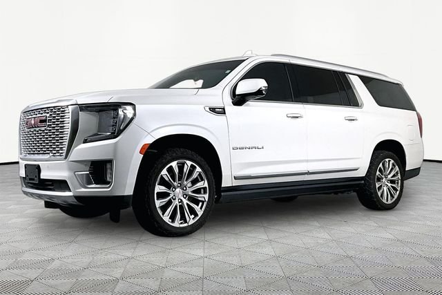 Used 2021 White GMC Denali image 1