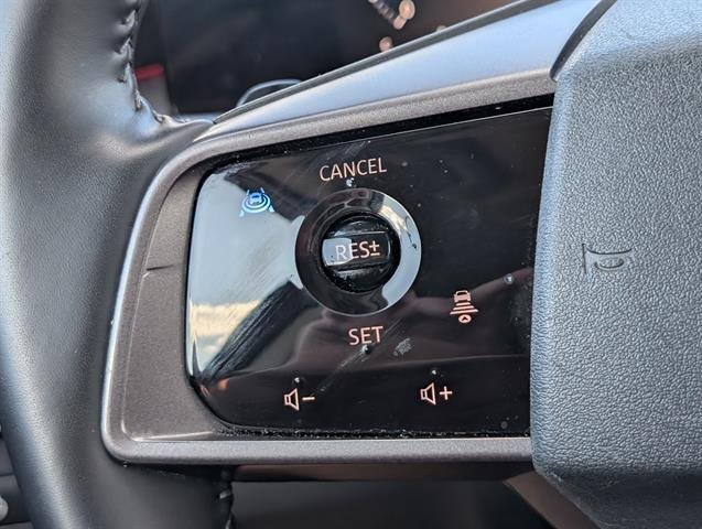 Used 2025 Super Black Nissan SL image 25