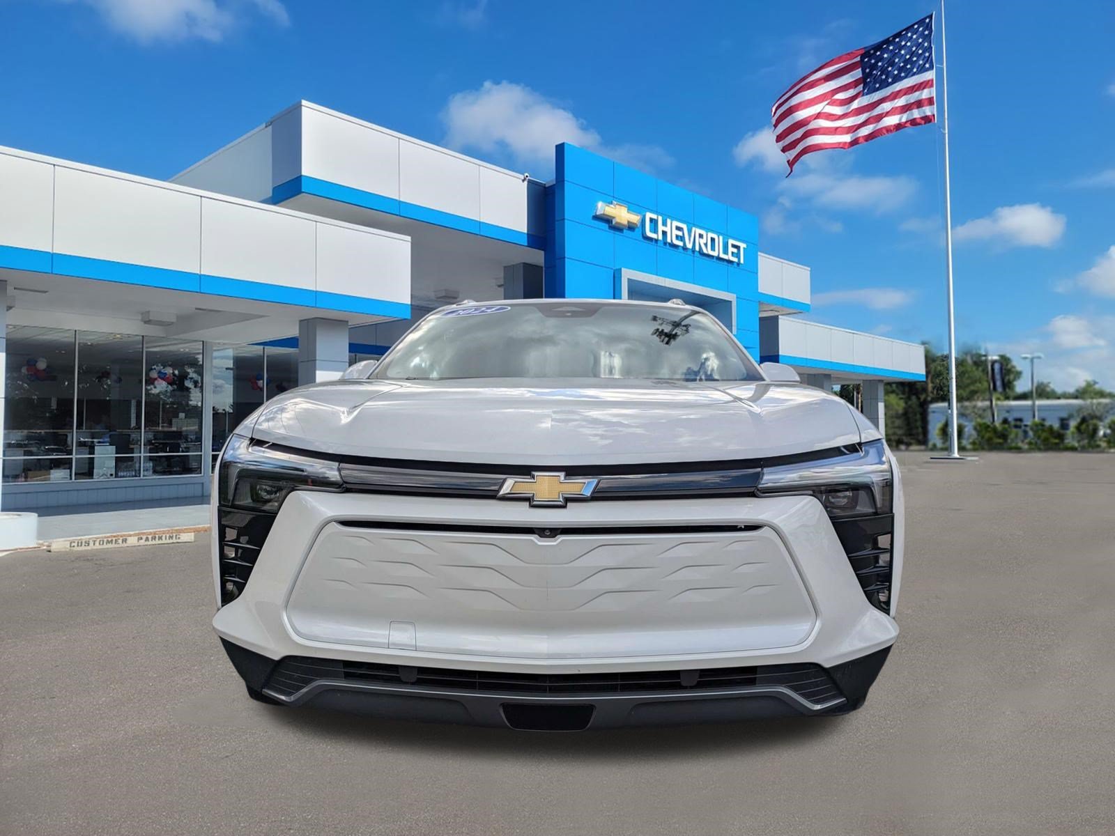 Used 2024 Iridescent Pearl Tricoat Chevrolet LT image 8