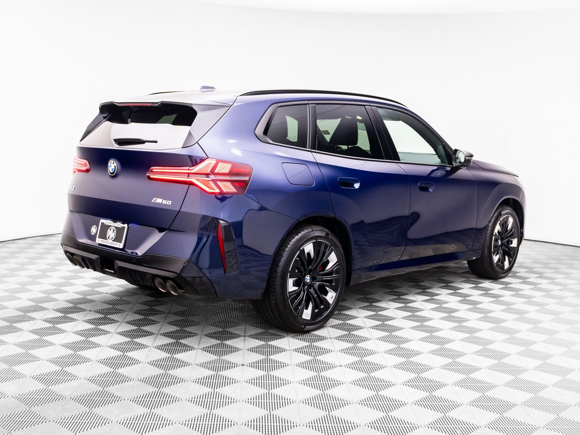 New 2026 Tanzanite Blue II Metallic BMW M50 xDrive image 6