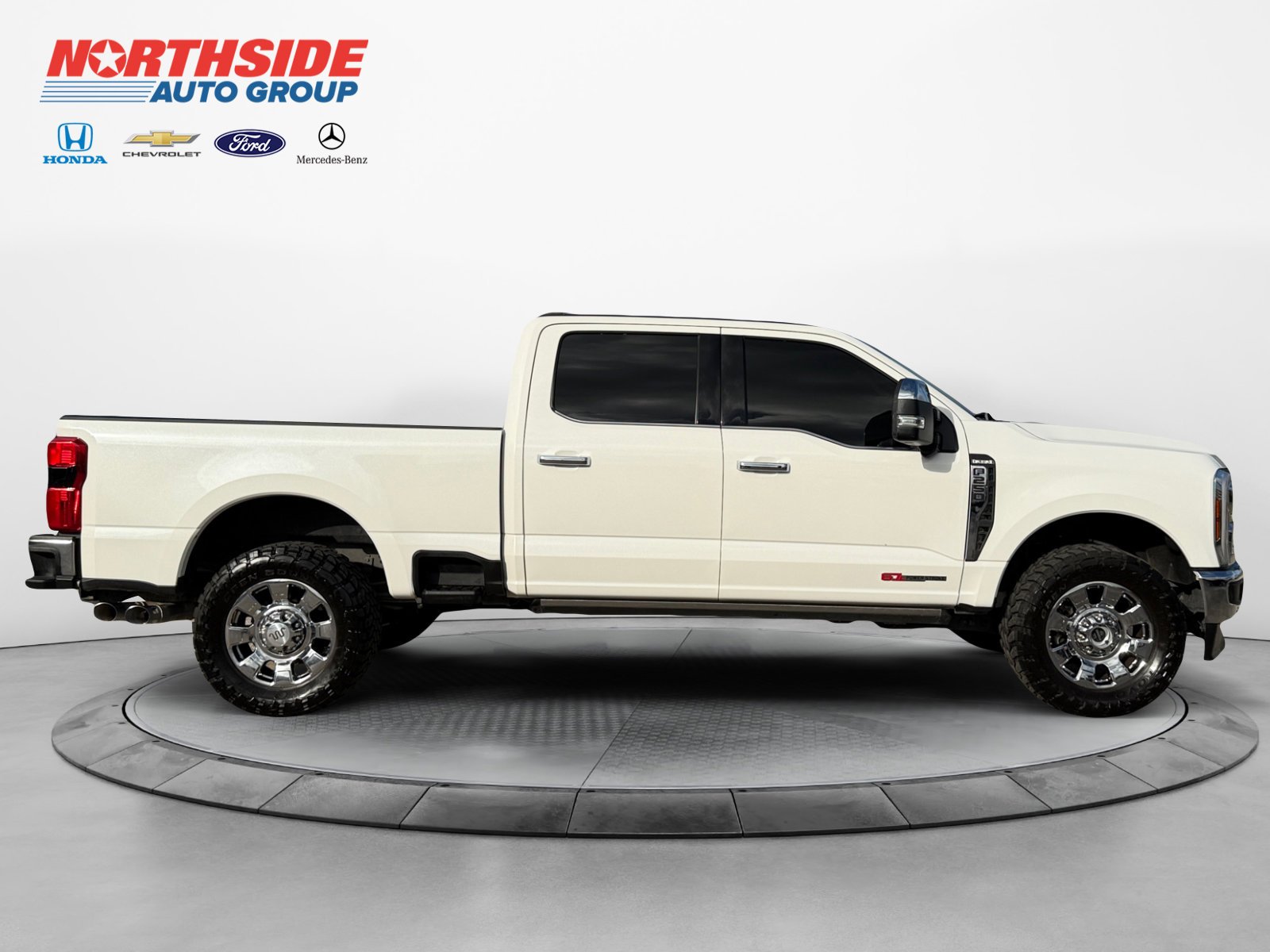 Certified Used 2024 Star White Ford King Ranch image 8