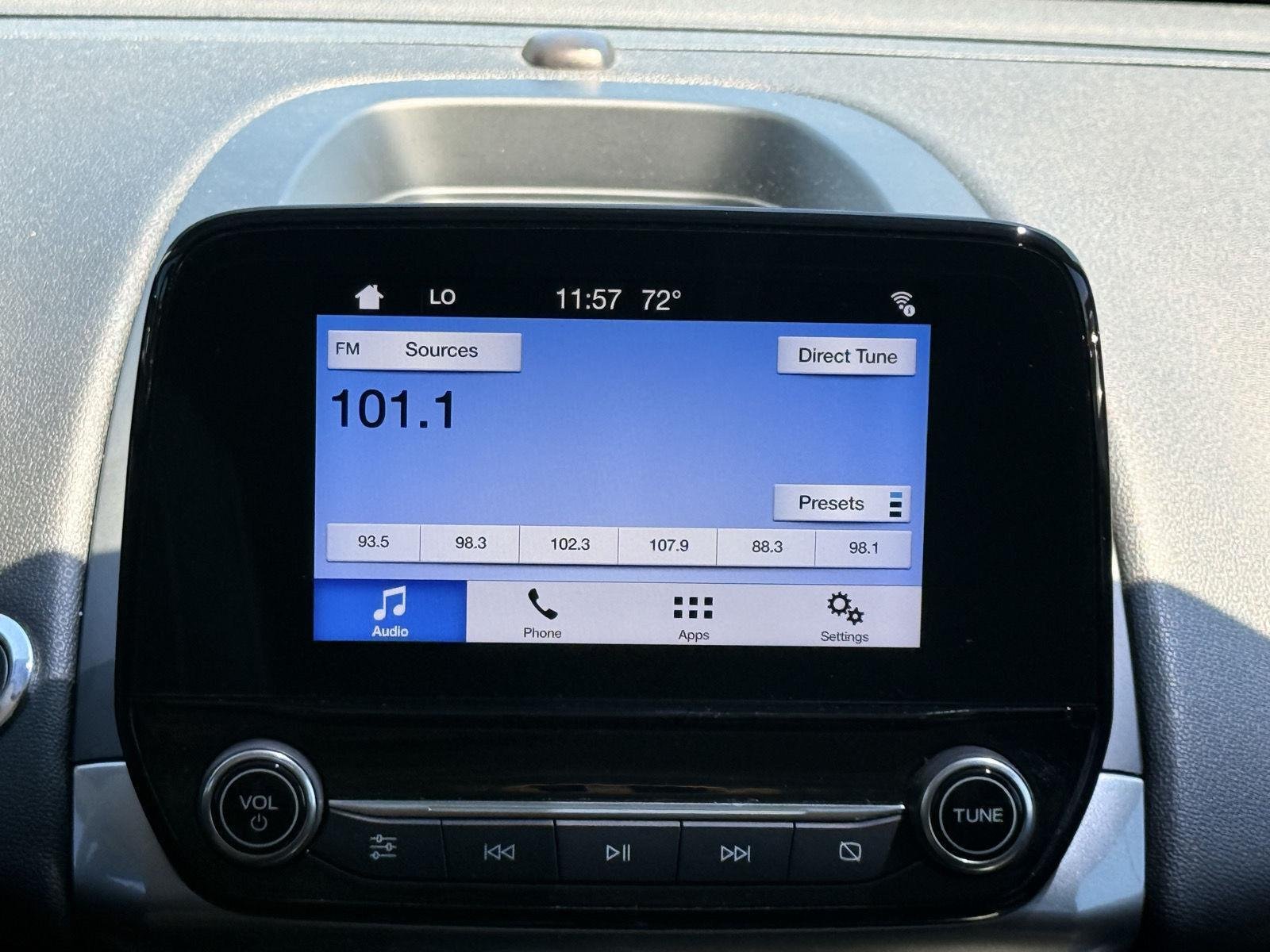 Used 2019 Shadow Black Ford SE image 26