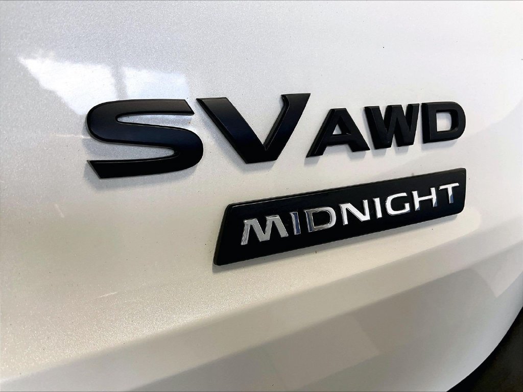 Used 2023 White Nissan SV image 30