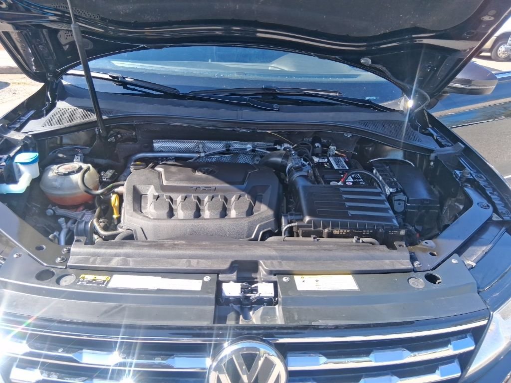 Used 2021 Black Volkswagen  image 23