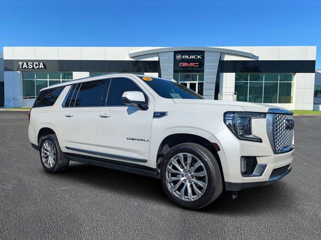 2022 GMC Yukon Denali AWD's photo