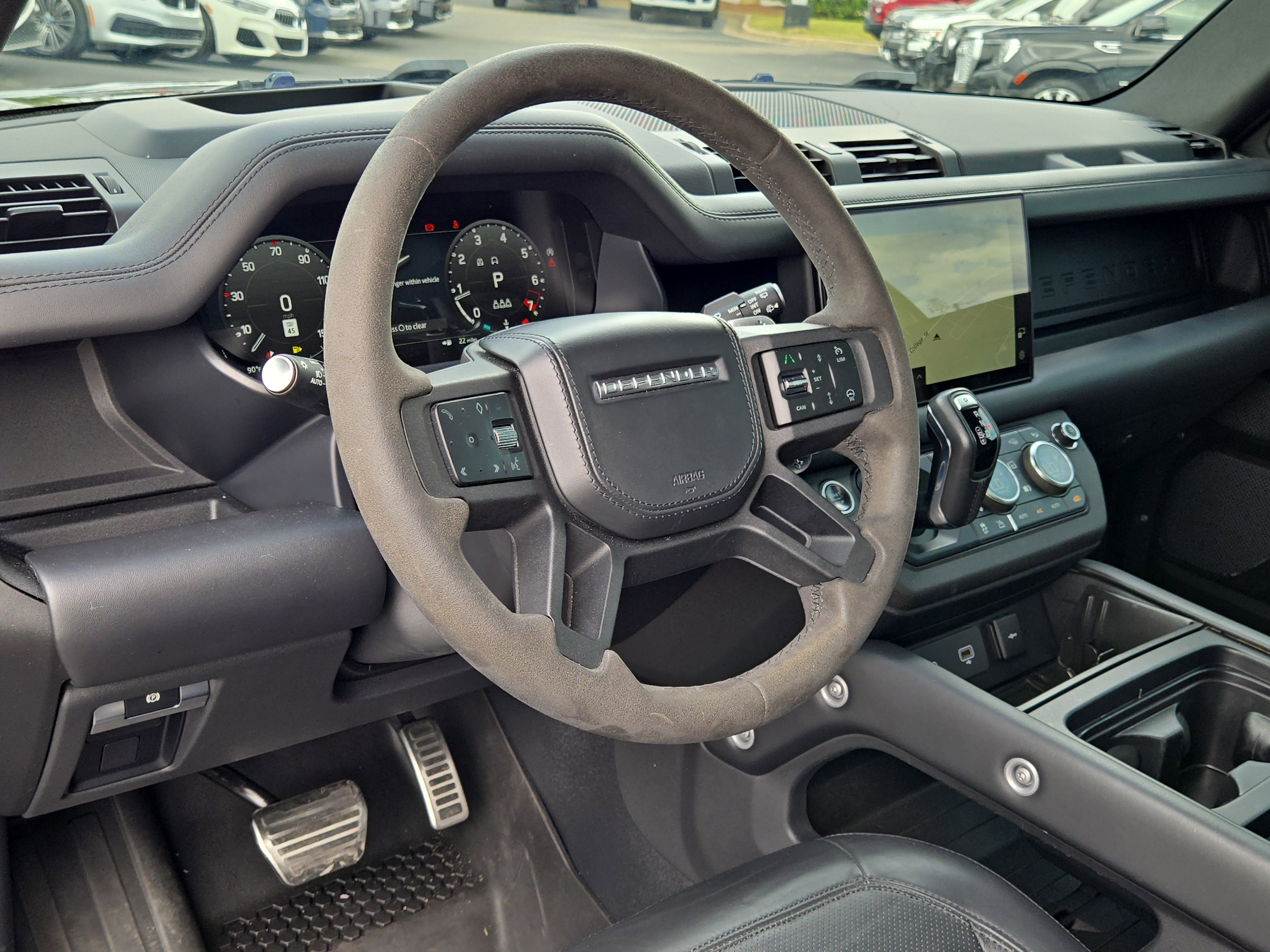 Used 2023 Black Land Rover V8 image 28
