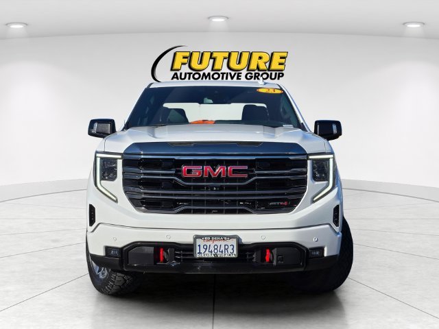 Used 2023 White GMC AT4 image 2