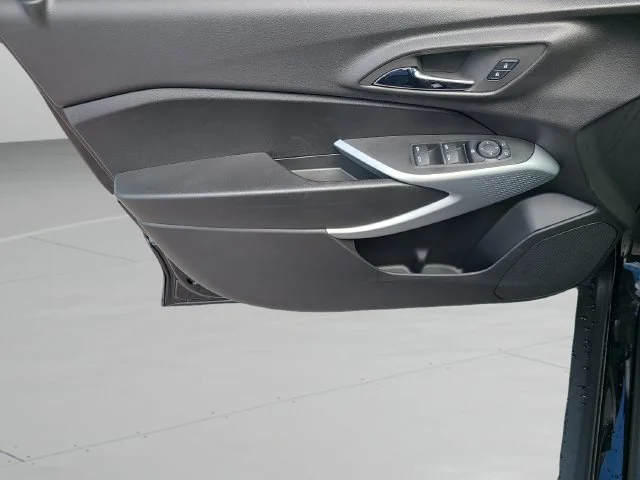 New 2026 Mosaic Black Metallic Chevrolet 1RS image 16