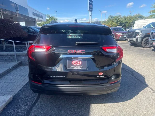 Used 2023 Black GMC SLE image 5