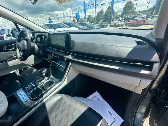 Used 2024 Blue Kia EX image 31