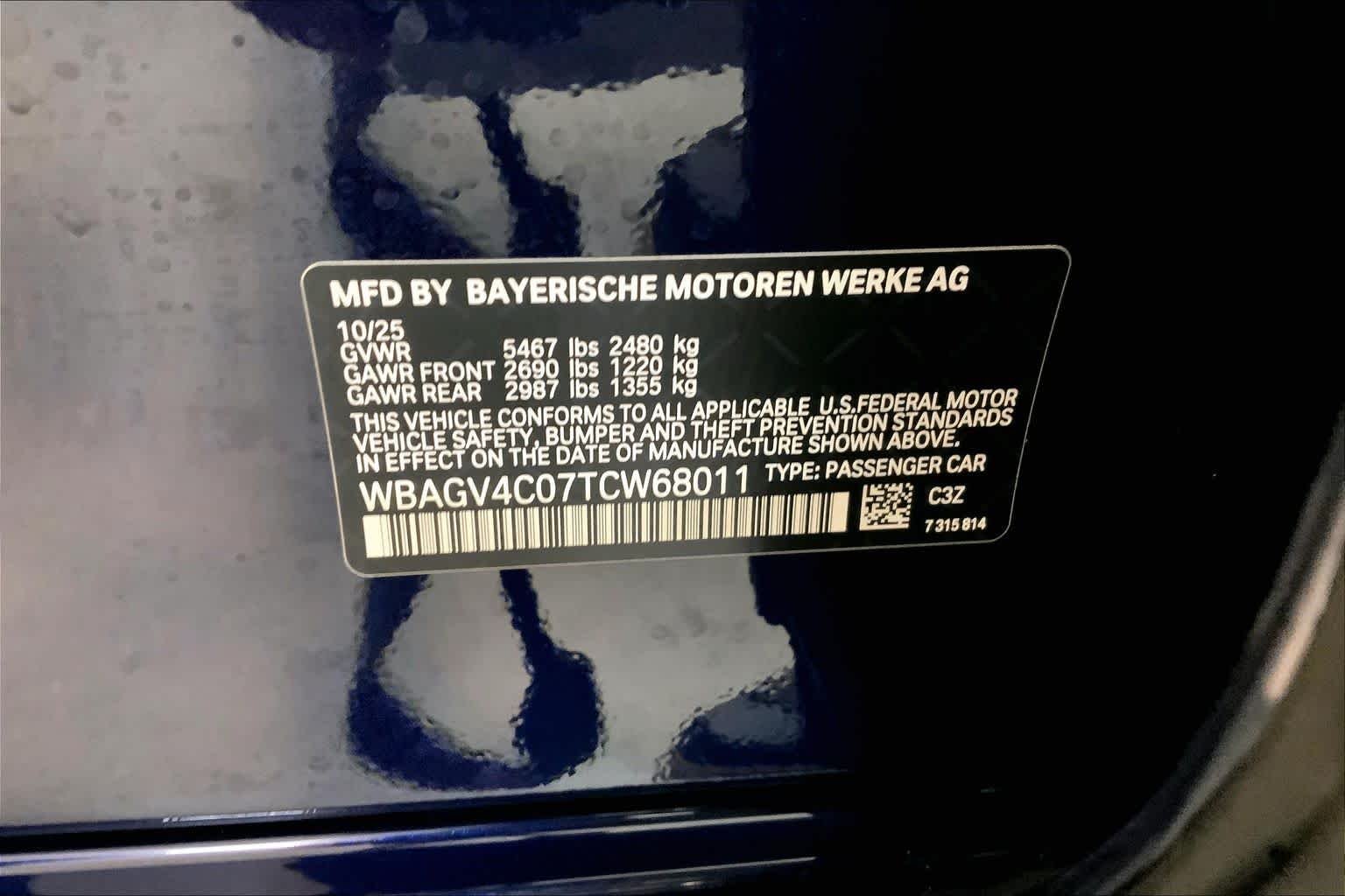 New 2026 Tanzanite Blue II Metallic BMW 840i image 21