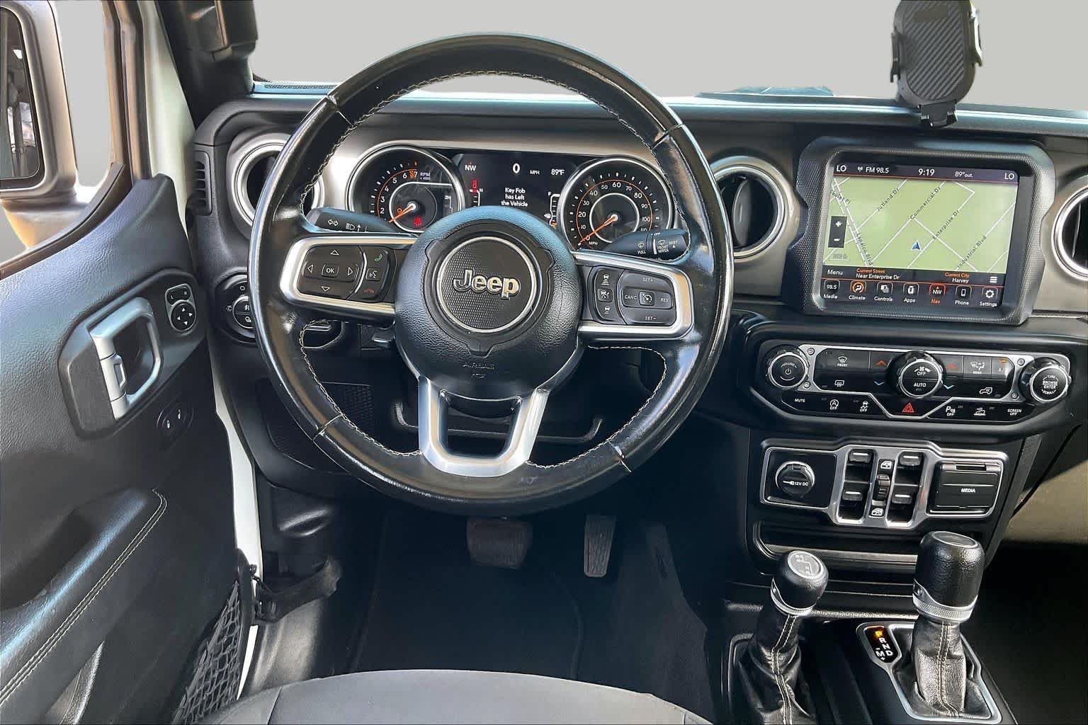 Used 2020 Bright White Clear Coat Jeep Overland image 6