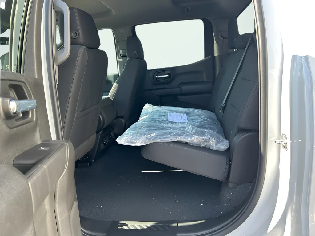 New 2026 Summit White Chevrolet Custom Trail Boss image 21