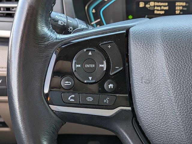 Used 2018 White Honda Touring image 28