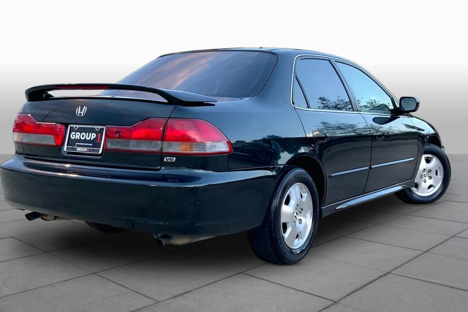 Used 2001 Dark Emerald Pearl Honda EX w/Leather image 12