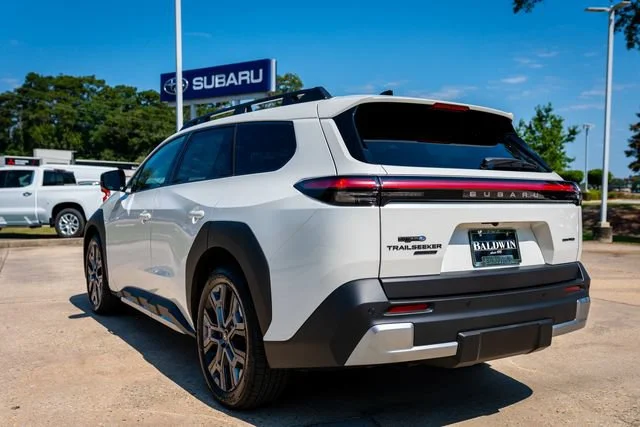 New 2026 Crystal White Pearl Subaru Limited image 4
